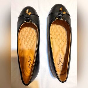 Size 11 Black Flats